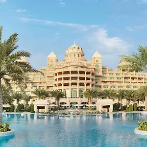 5* Üdülőközpont Raffles The Palm