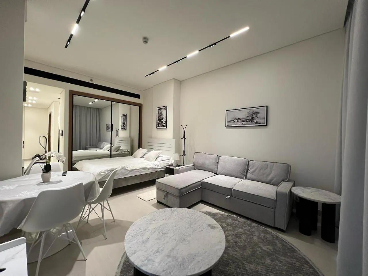 アパート Luxury - Burj Khalifa View - Private Jacuzzi アラブ首長国連邦